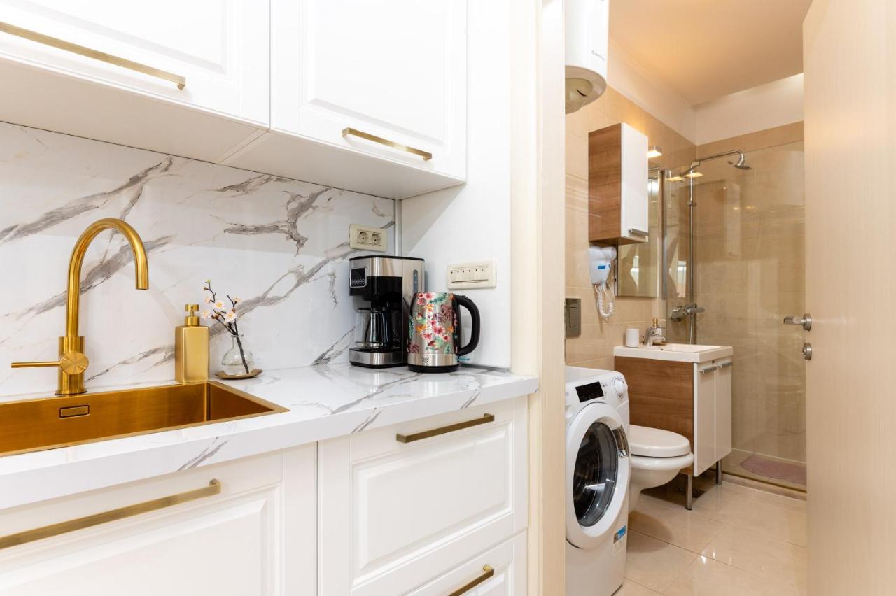 Luxa 5 Min Old Town, 10 Min Airport Apartment Trogir Exterior photo