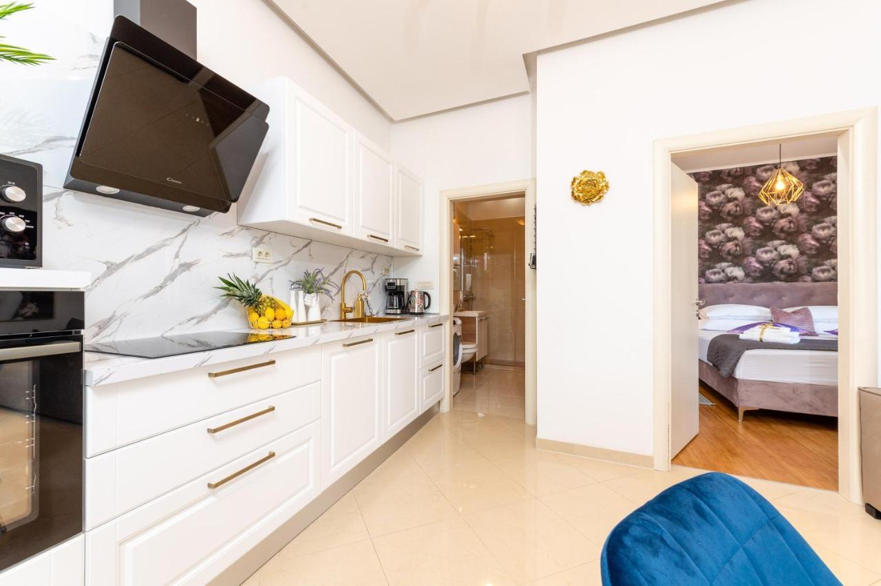 Luxa 5 Min Old Town, 10 Min Airport Apartment Trogir Exterior photo
